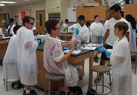 Mindbender Academy Engages Students in Interactive Activities