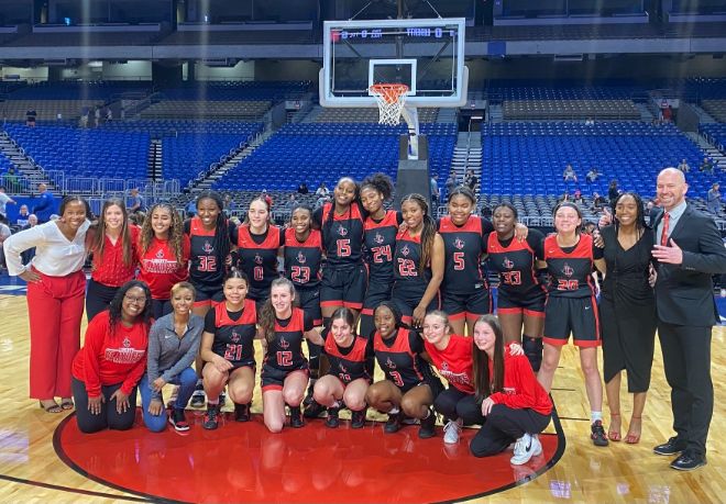 Liberty Girls Basketball Team Advances to State Championship Game