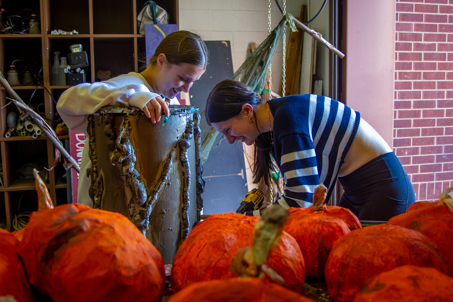 Reedy Tech Theater Students Create Spooky Atmosphere at Didi's
